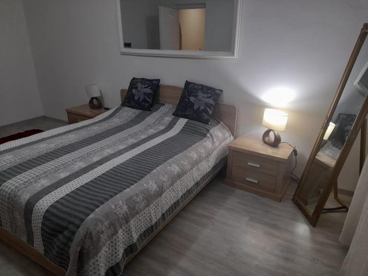 New 33 Lejlighed Bacău Eksteriør billede